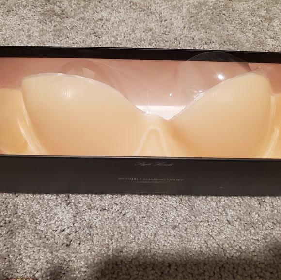 Invisible Victoria's Secret Bra - Picture 3 of 4